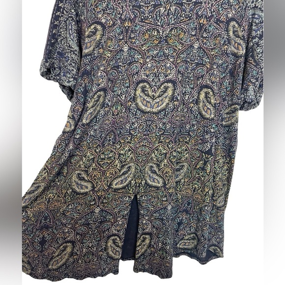 Lucky Brand cotton blend cute Tshirt. Purple and blues paisley pattern. Size 2X - Picture 2 of 4